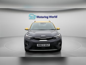 Used Kia Stonic 2023 for sale - 75414386: Photo