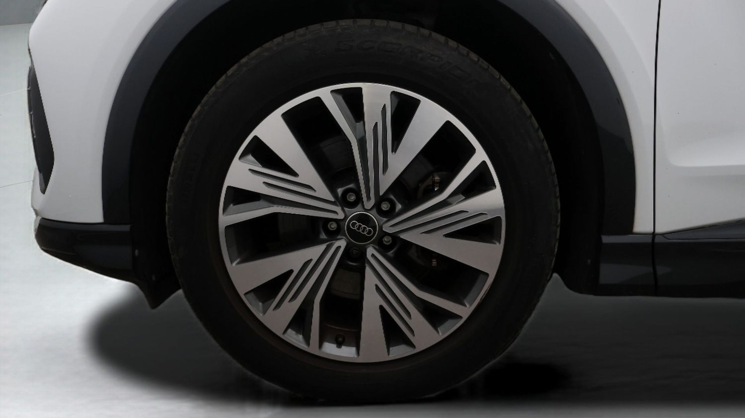 Used Audi Q4 e-tron 2023 for sale - 77877233: Photo 18