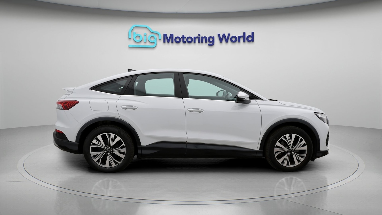 Used Audi Q4 e-tron 2023 for sale - 77877233: Photo 8