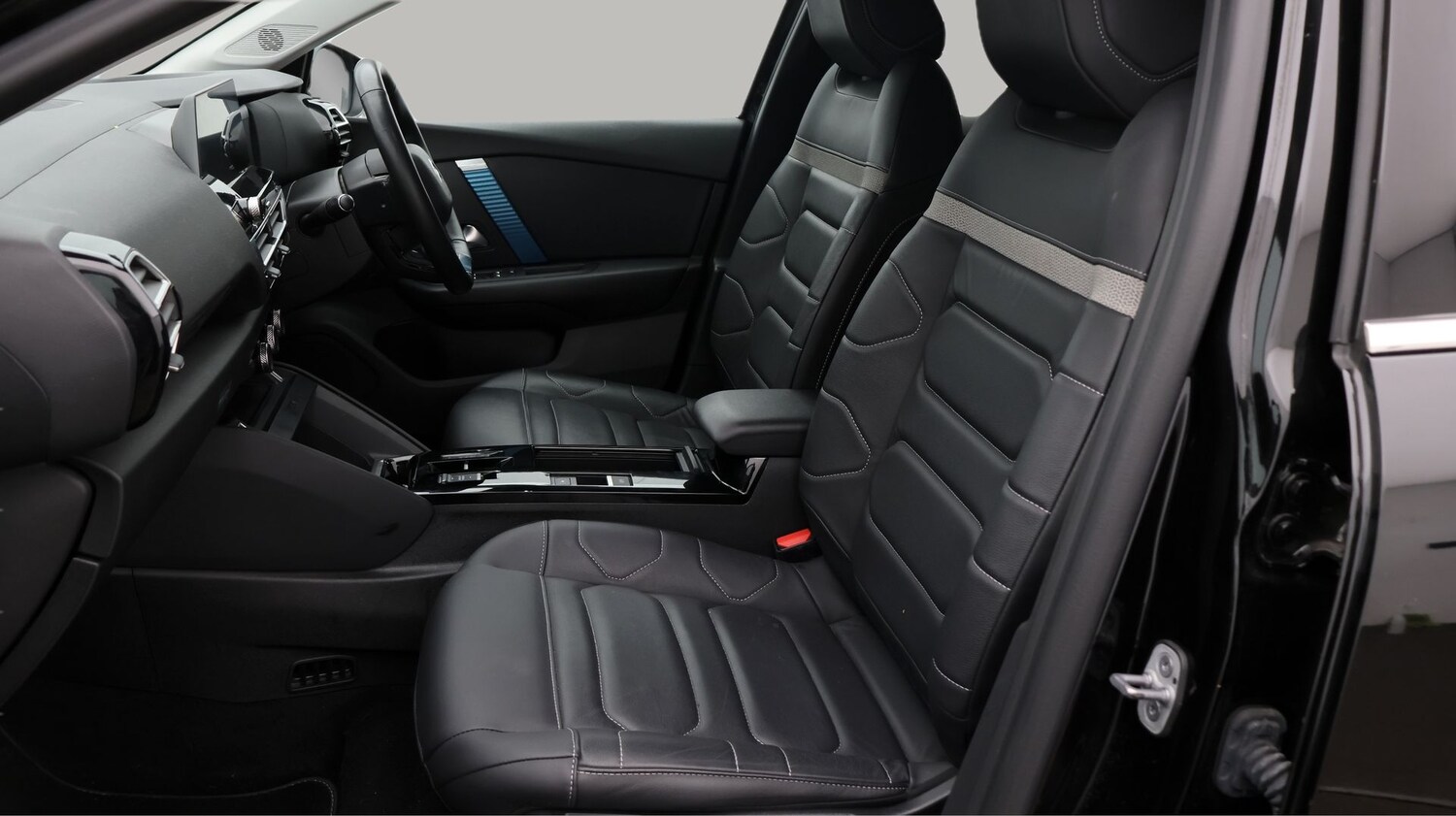 Used Citroen C4 2022 for sale - 77418485: Photo 14