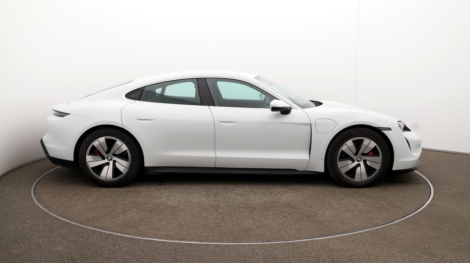 Used Porsche Taycan 2022 for sale - 76808845: Photo 43