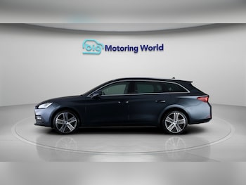 Used SEAT Leon 2023 for sale - 79045012: Photo