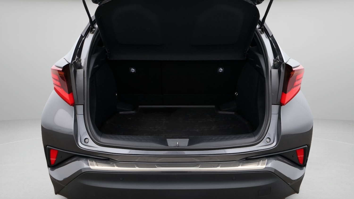 Used Toyota C-HR 2023 for sale - 77181738: Photo 17