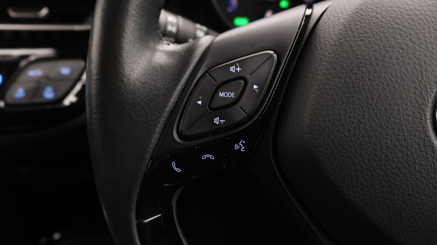 Used Toyota C-HR 2023 for sale - 77181738: Photo 23