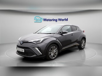 Used Toyota C-HR 2023 for sale - 77181738: Photo