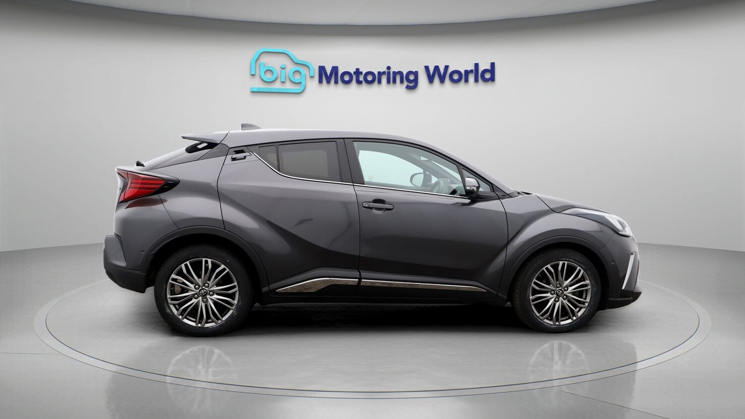 Used Toyota C-HR 2023 for sale - 77181738: Photo 8