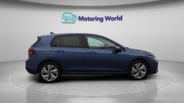 Used Volkswagen Golf 2024 for sale - 76214738: Photo 9