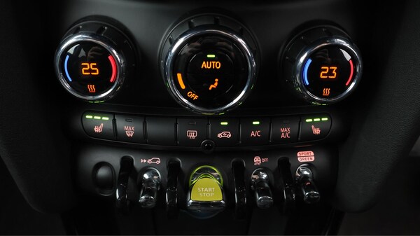 Used MINI Electric Hatch 2022 for sale - 76215453: Photo 13