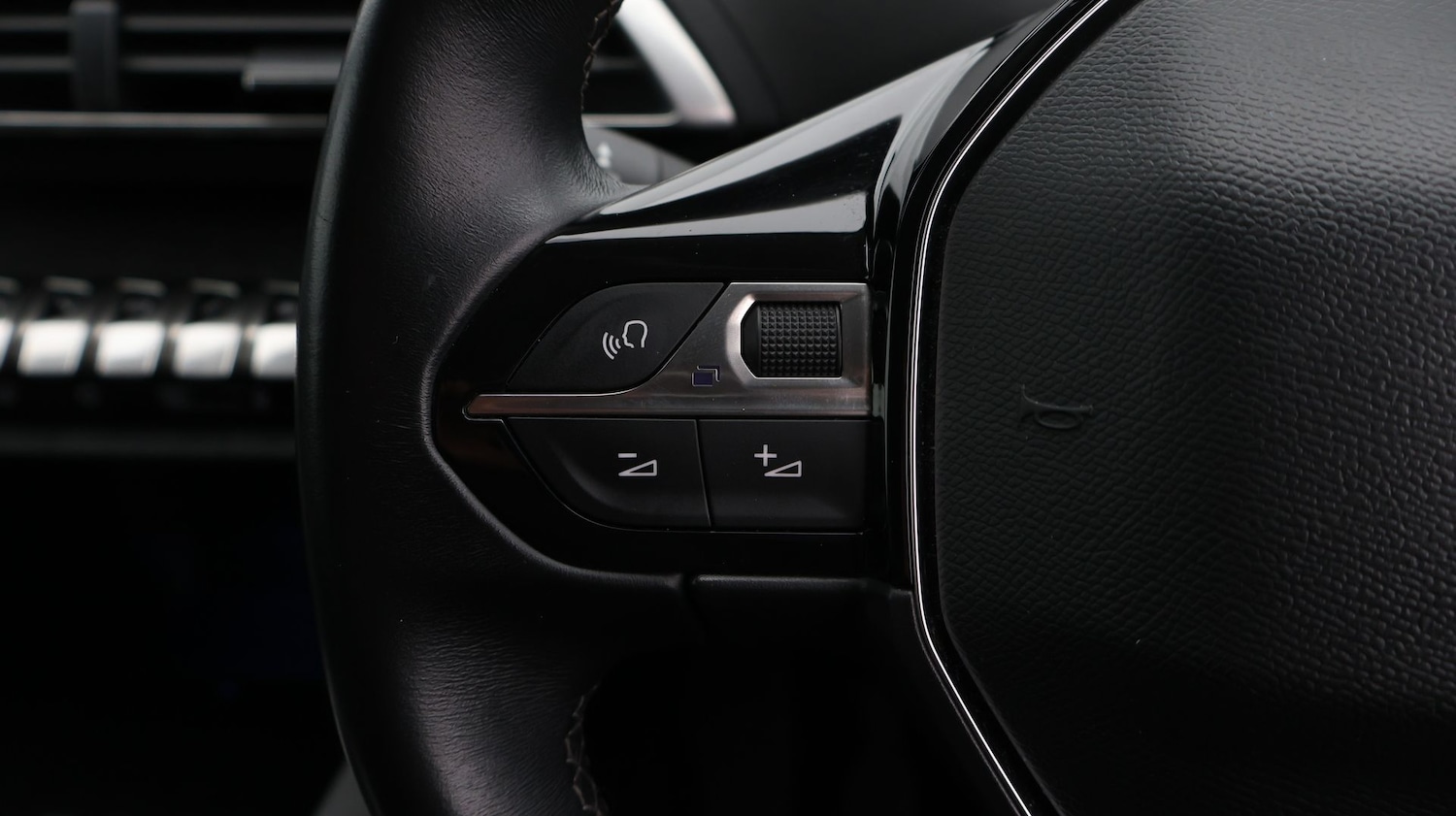 Used Peugeot 3008 2019 for sale - 77288916: Photo 26