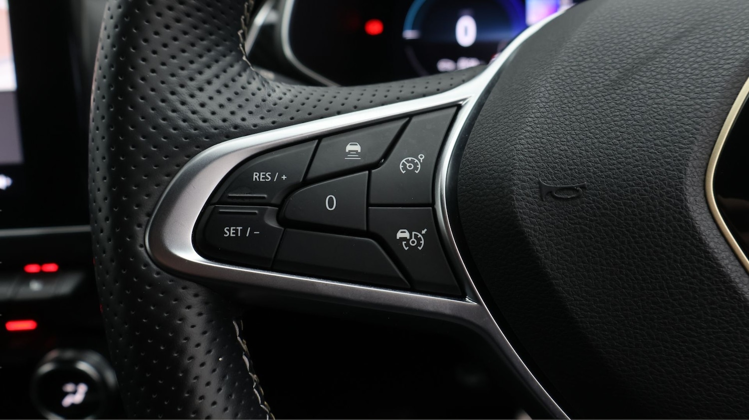 Used Renault Arkana 2023 for sale - 77622623: Photo 24