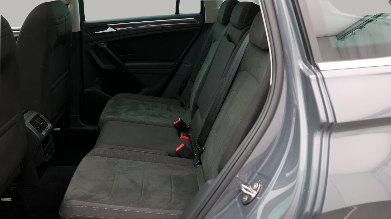 Used Volkswagen Tiguan 2021 for sale - 77258433: Photo 16