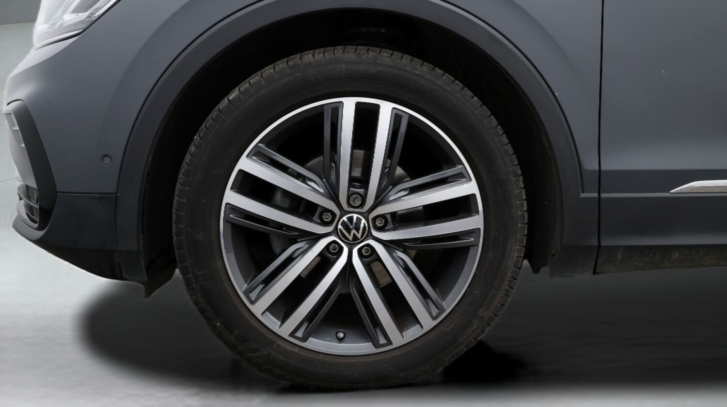 Used Volkswagen Tiguan 2021 for sale - 77258433: Photo 18