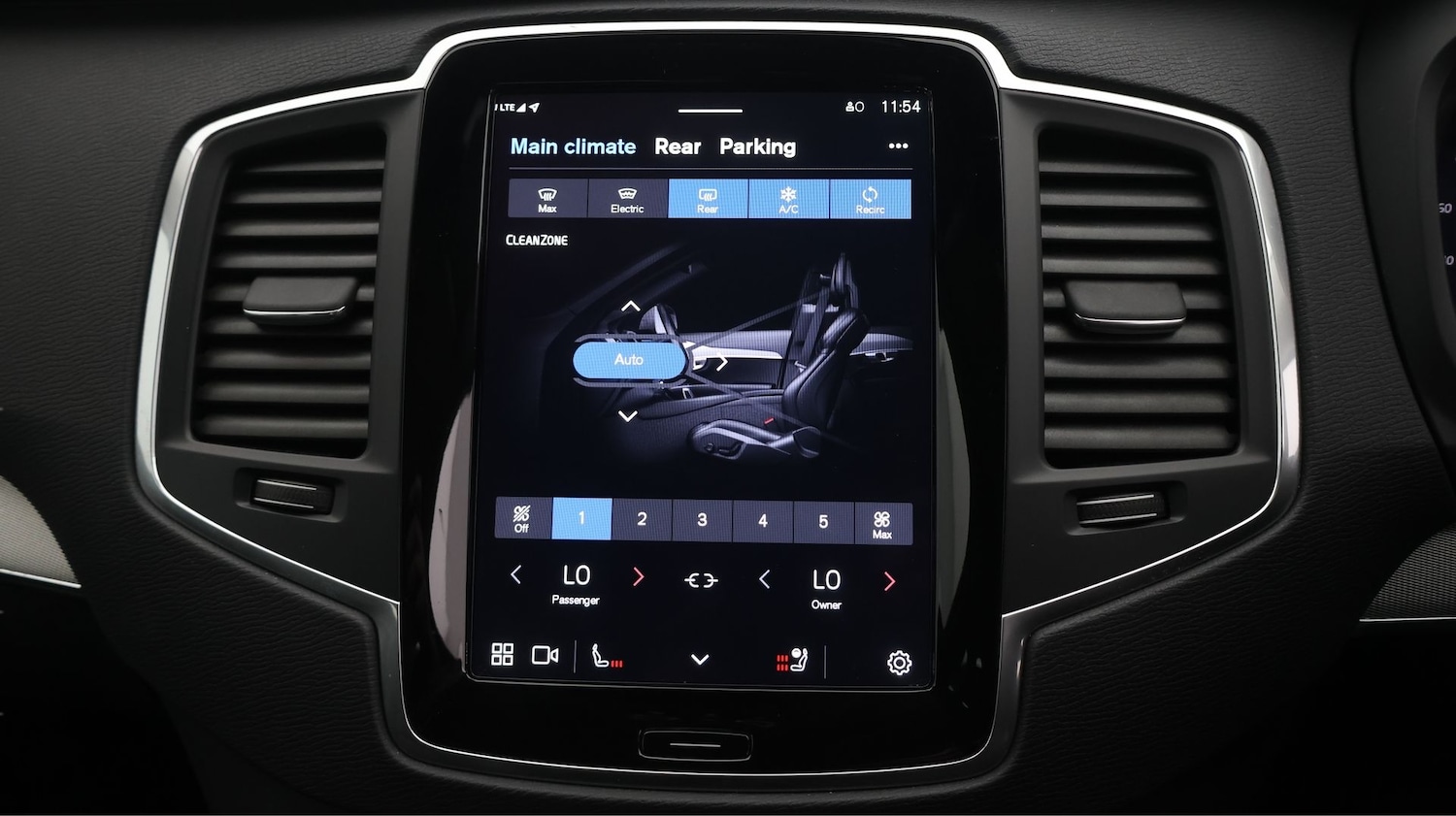 Used Volvo XC90 2024 for sale - 77357021: Photo 12