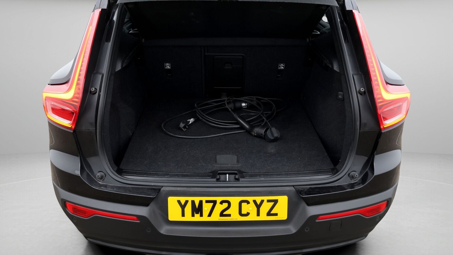 Used Volvo XC40 2023 for sale - 77829620: Photo 17