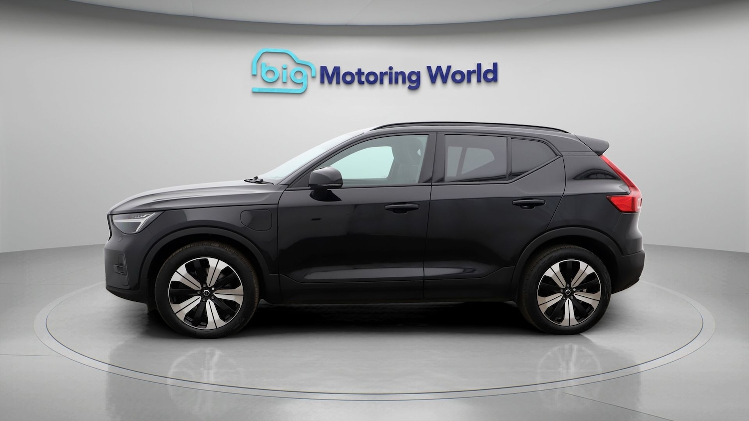 Used Volvo XC40 2023 for sale - 77829620: Photo 4