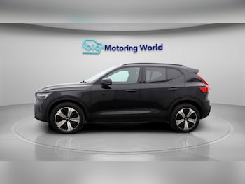 Used Volvo XC40 2023 for sale - 77829620: Photo