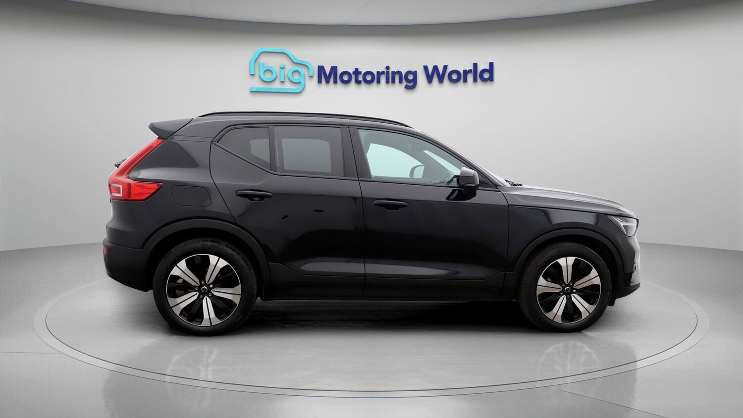 Used Volvo XC40 2023 for sale - 77829620: Photo 8