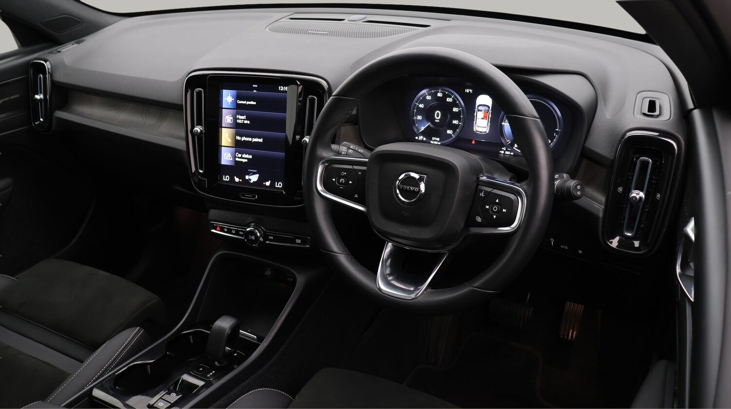 Used Volvo XC40 2023 for sale - 77829620: Photo 9