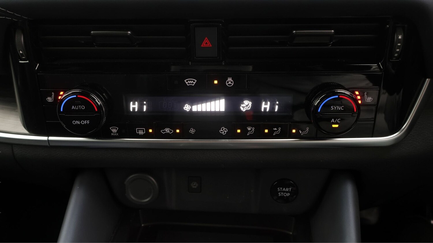 Used Nissan Qashqai 2023 for sale - 77628937: Photo 12