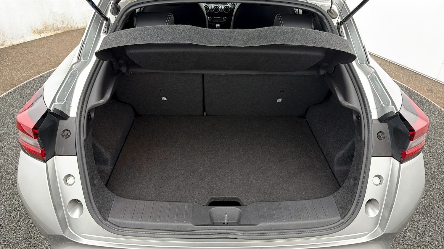 Used Nissan Juke 2023 for sale - 78199079: Photo 16