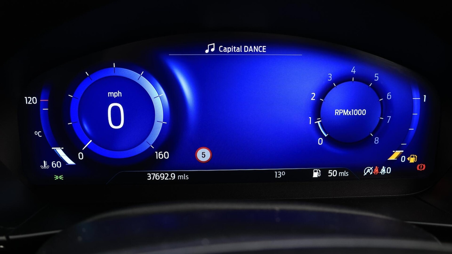 Used Ford Focus 2022 for sale - 76388932: Photo 11