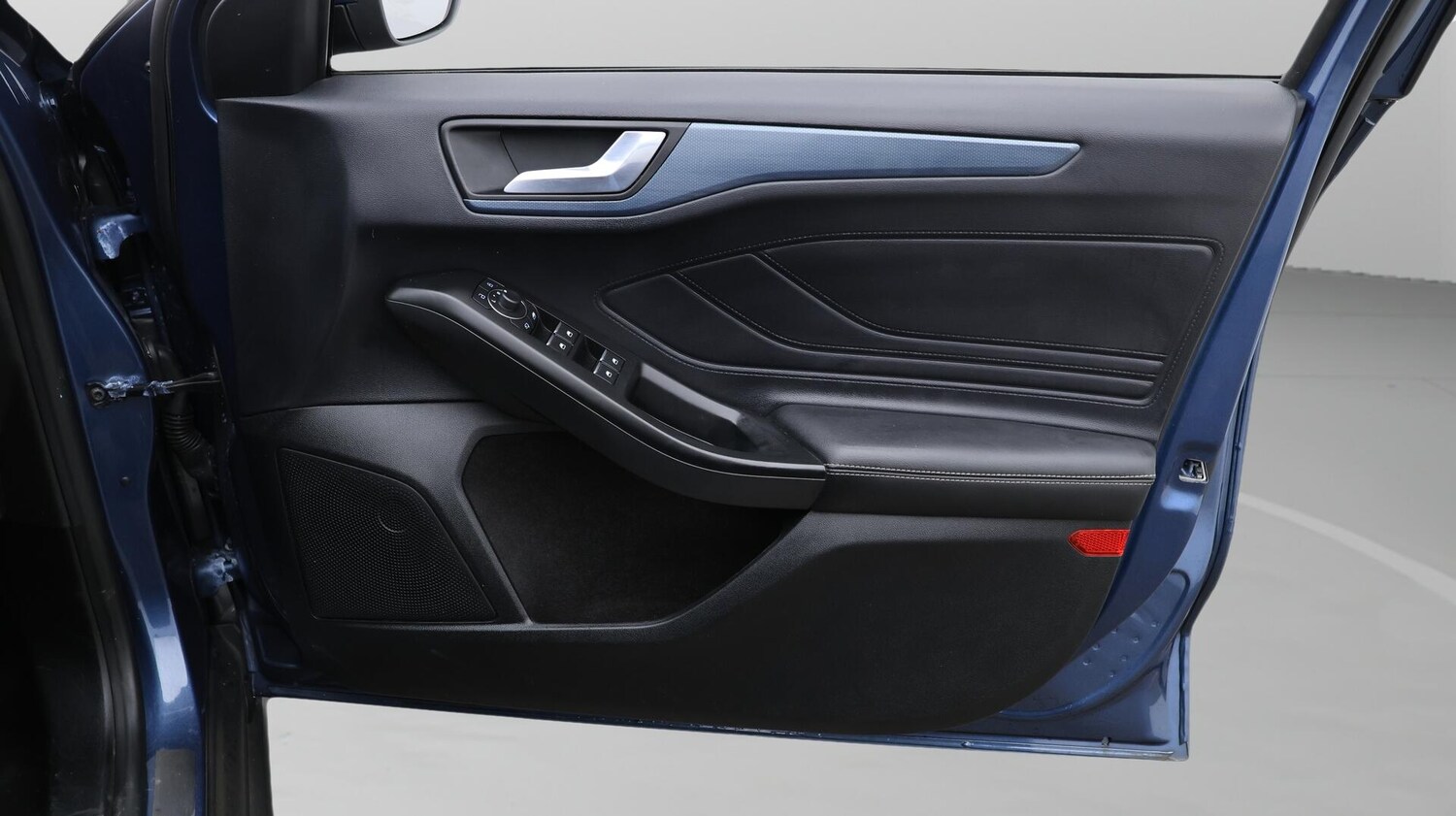 Used Ford Focus 2022 for sale - 76388932: Photo 16