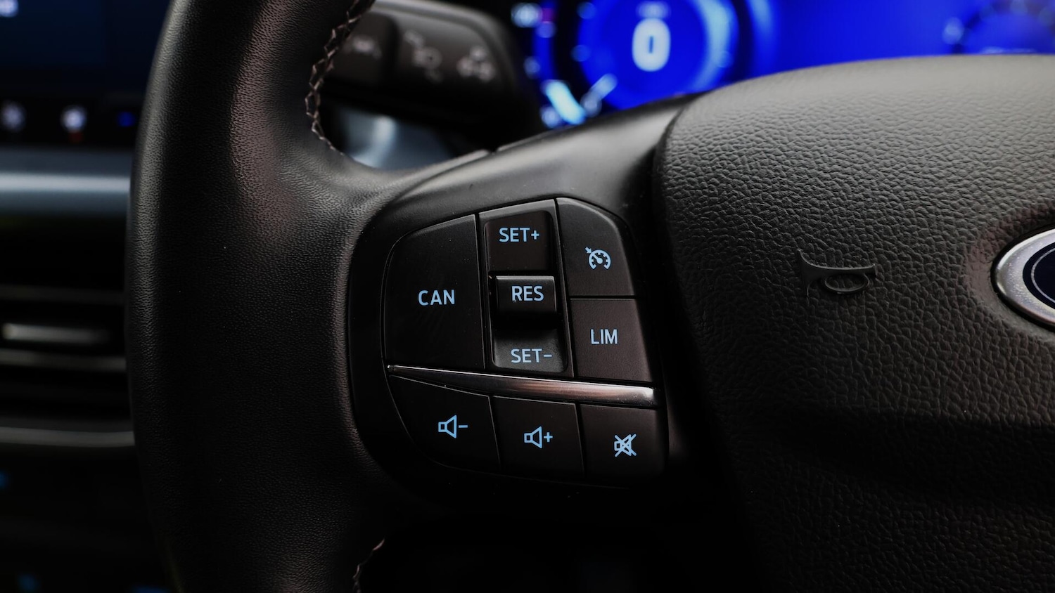 Used Ford Focus 2022 for sale - 76388932: Photo 23