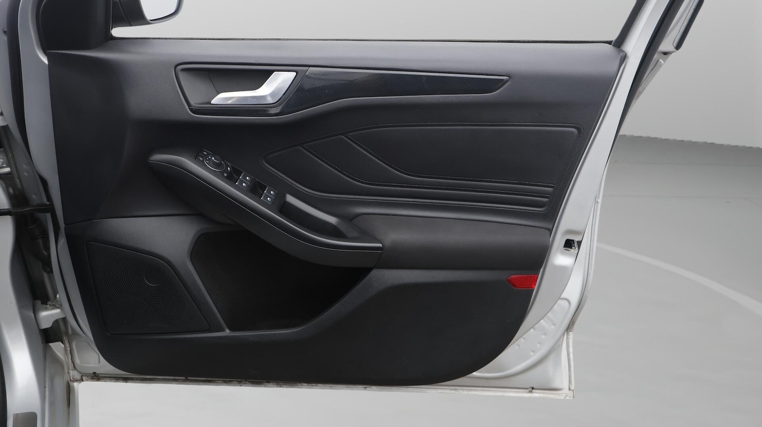 Used Ford Focus 2023 for sale - 76432560: Photo 16