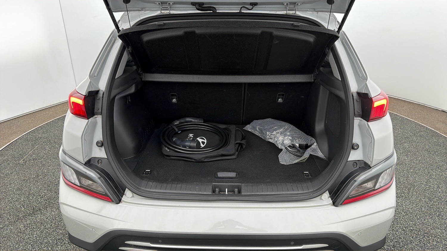 Used Hyundai KONA 2023 for sale - 78162317: Photo 16