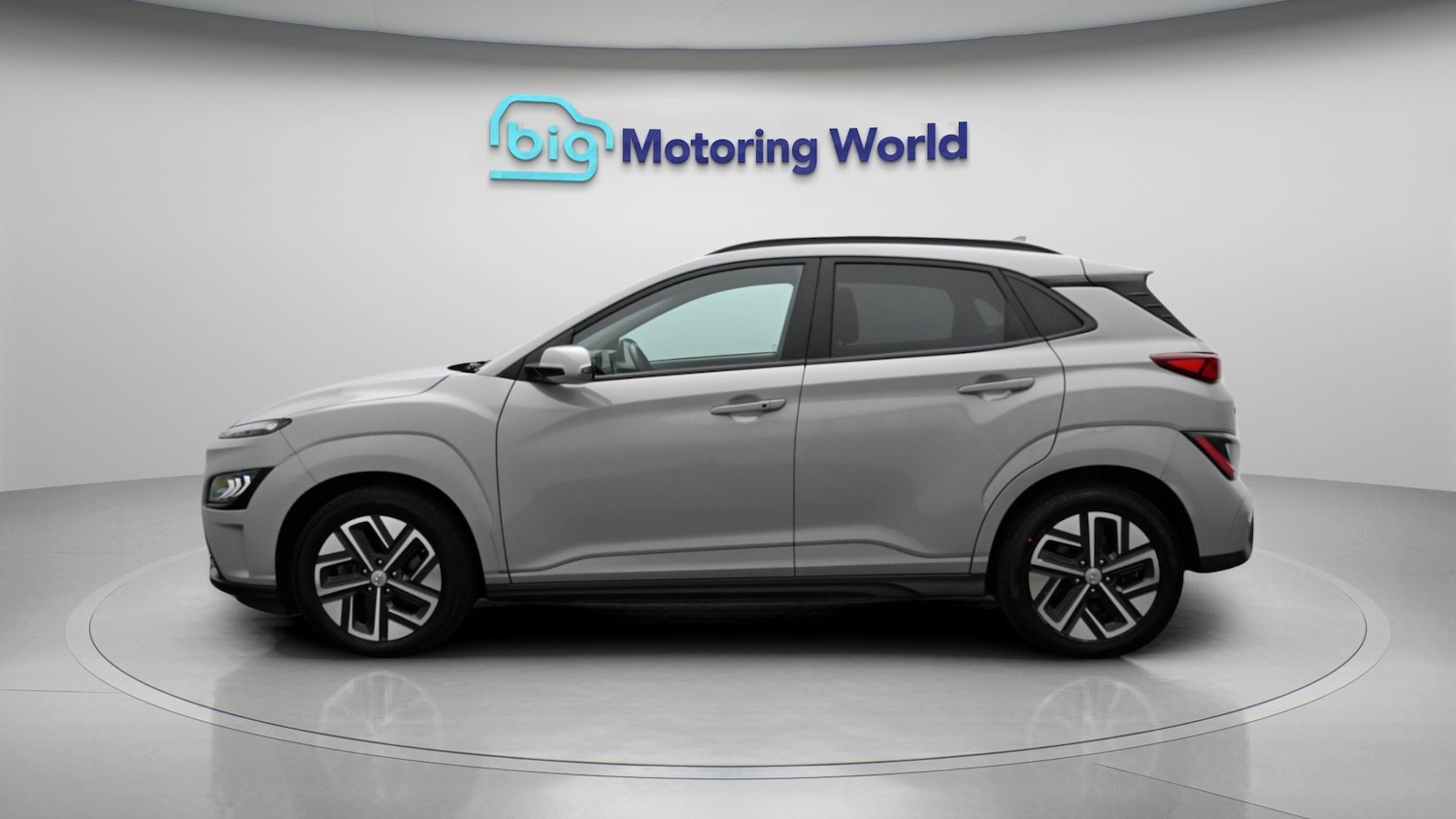 Used Hyundai KONA 2023 for sale - 78162317: Photo 4