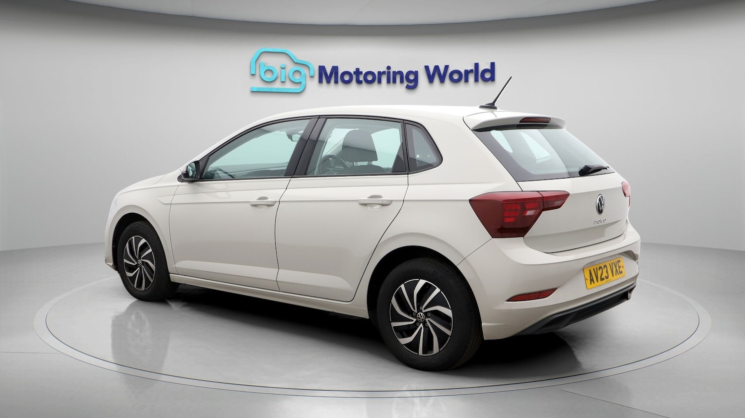 Used Volkswagen Polo 2023 for sale - 77717300: Photo 5