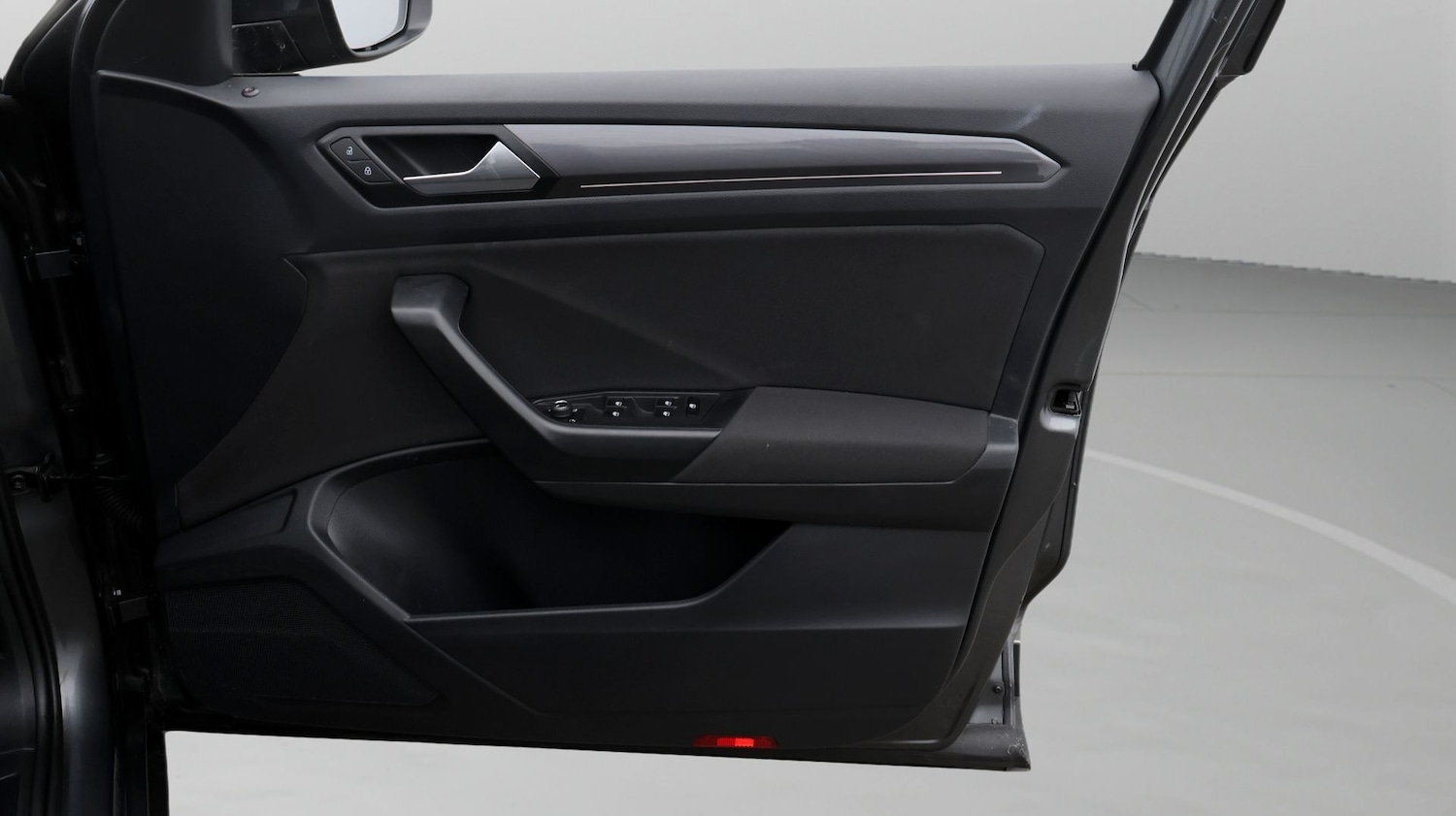 Used Volkswagen T-Roc 2021 for sale - 77451312: Photo 15