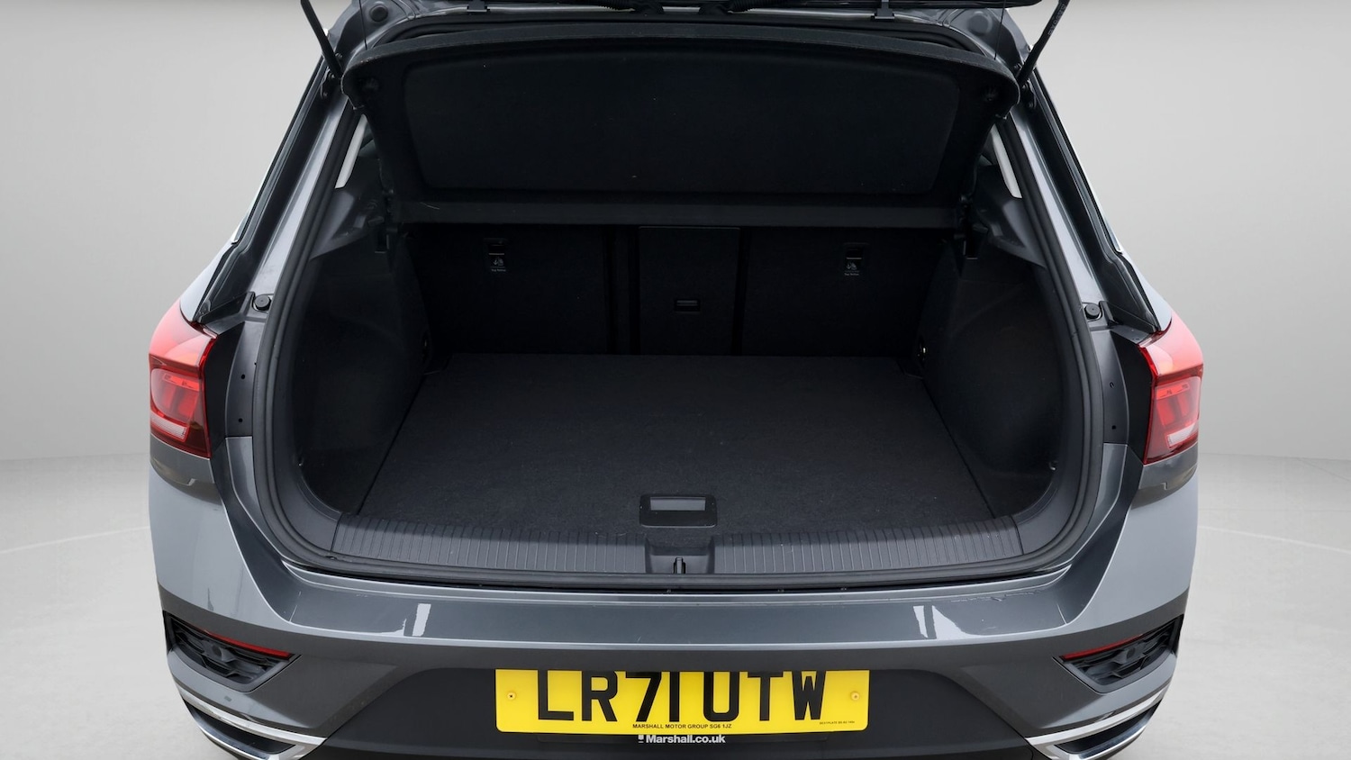 Used Volkswagen T-Roc 2021 for sale - 77451312: Photo 17