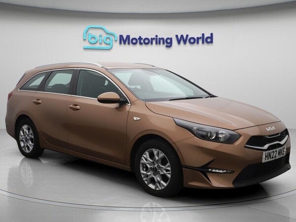 Used Kia Ceed 2022 for sale - 76012923: Photo 1