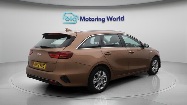 Used Kia Ceed 2022 for sale - 76012923: Photo 8