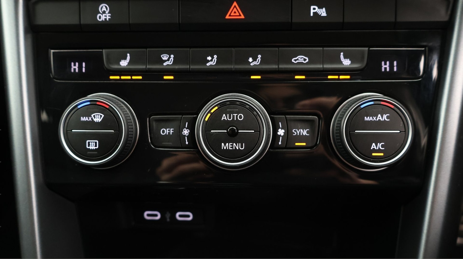 Used Volkswagen T-Roc 2021 for sale - 78067326: Photo 12