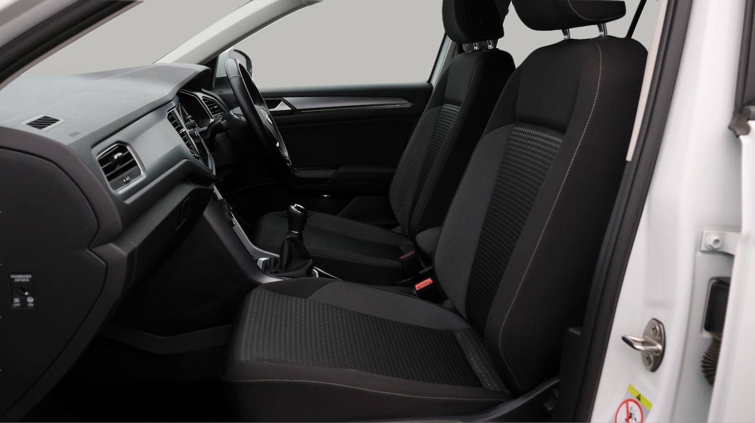 Used Volkswagen T-Roc 2021 for sale - 78067326: Photo 14