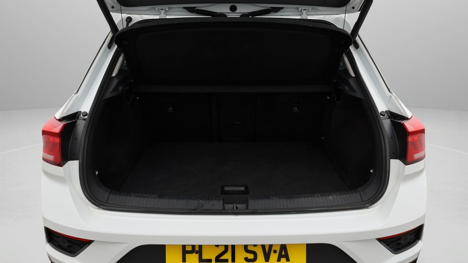 Used Volkswagen T-Roc 2021 for sale - 78067326: Photo 17