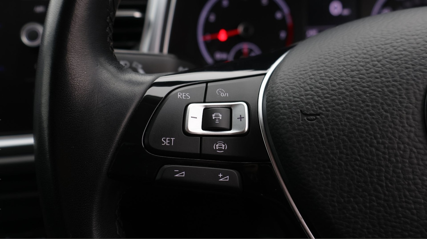 Used Volkswagen T-Roc 2021 for sale - 78067326: Photo 23