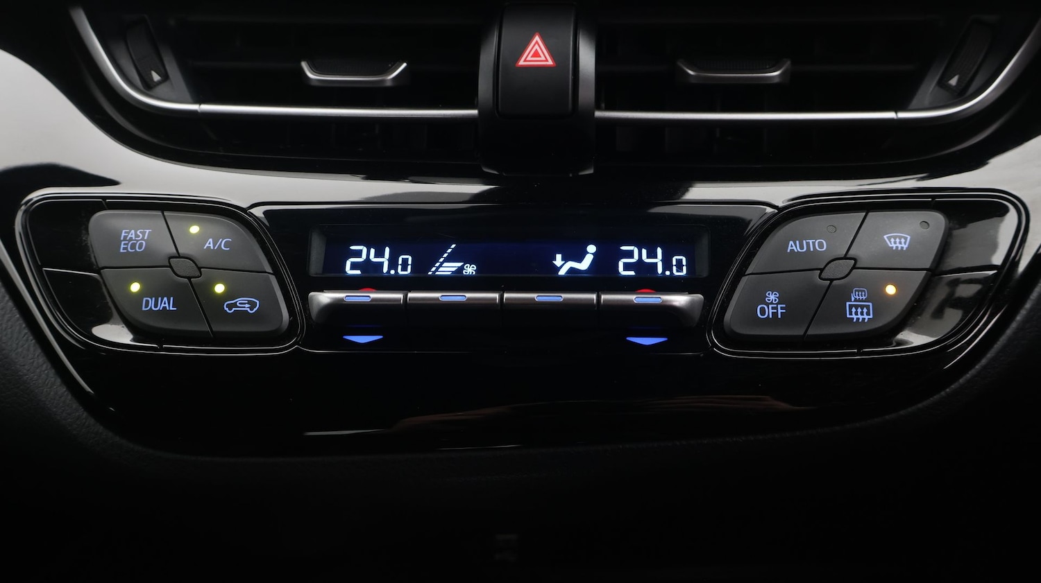 Used Toyota C-HR 2022 for sale - 77410787: Photo 12