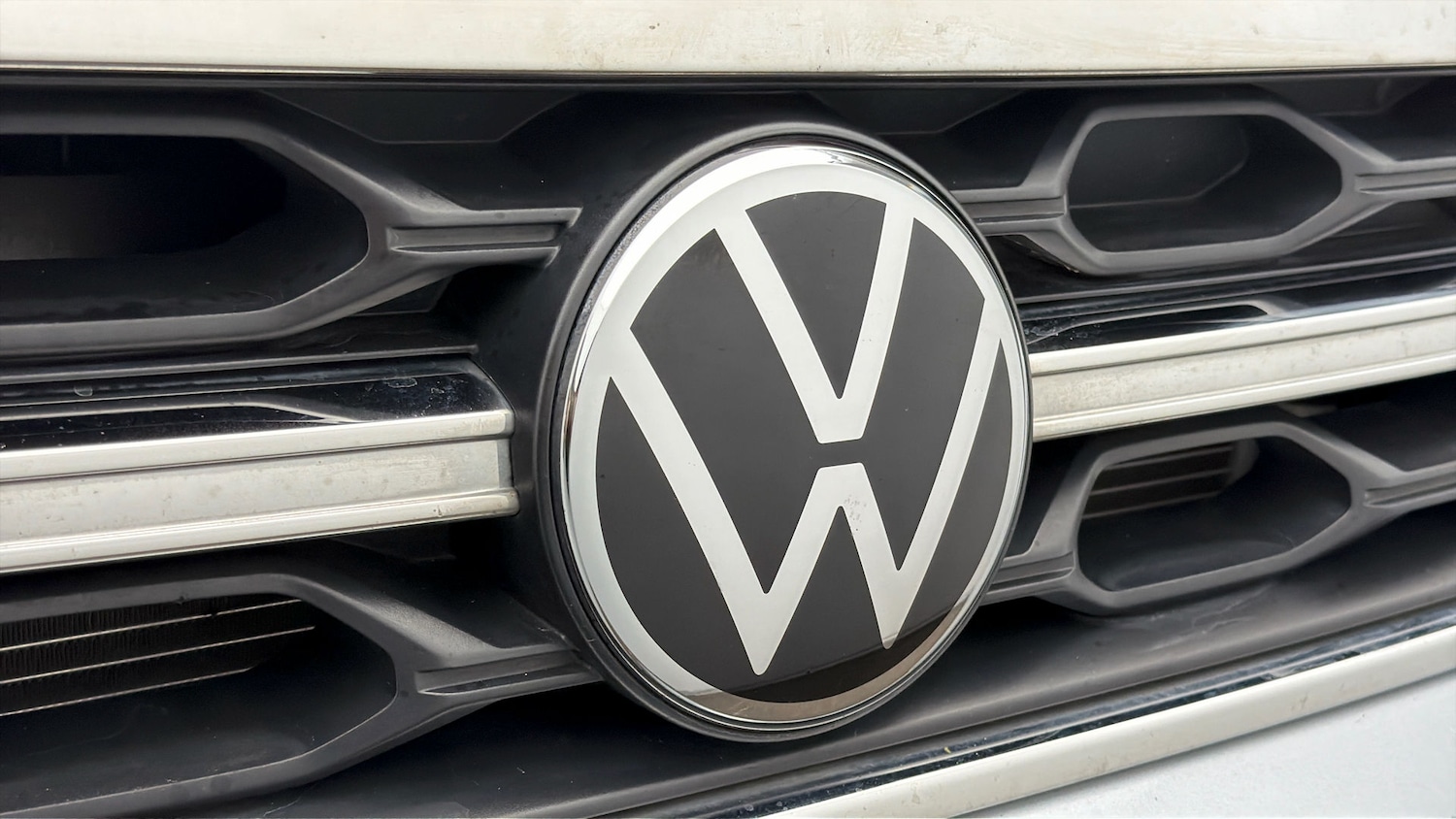 Used Volkswagen T-Roc 2023 for sale - 78176319: Photo 22