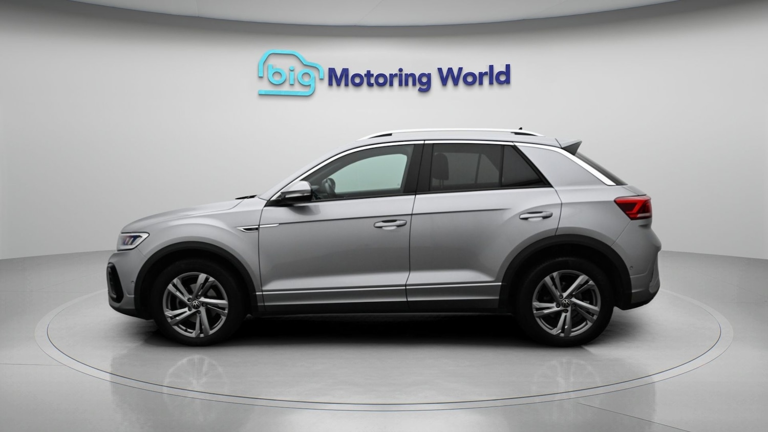 Used Volkswagen T-Roc 2023 for sale - 78176319: Photo 4