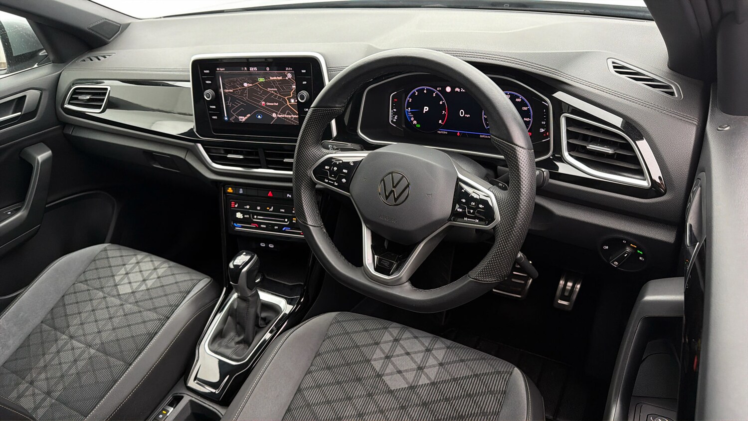 Used Volkswagen T-Roc 2023 for sale - 78176319: Photo 9