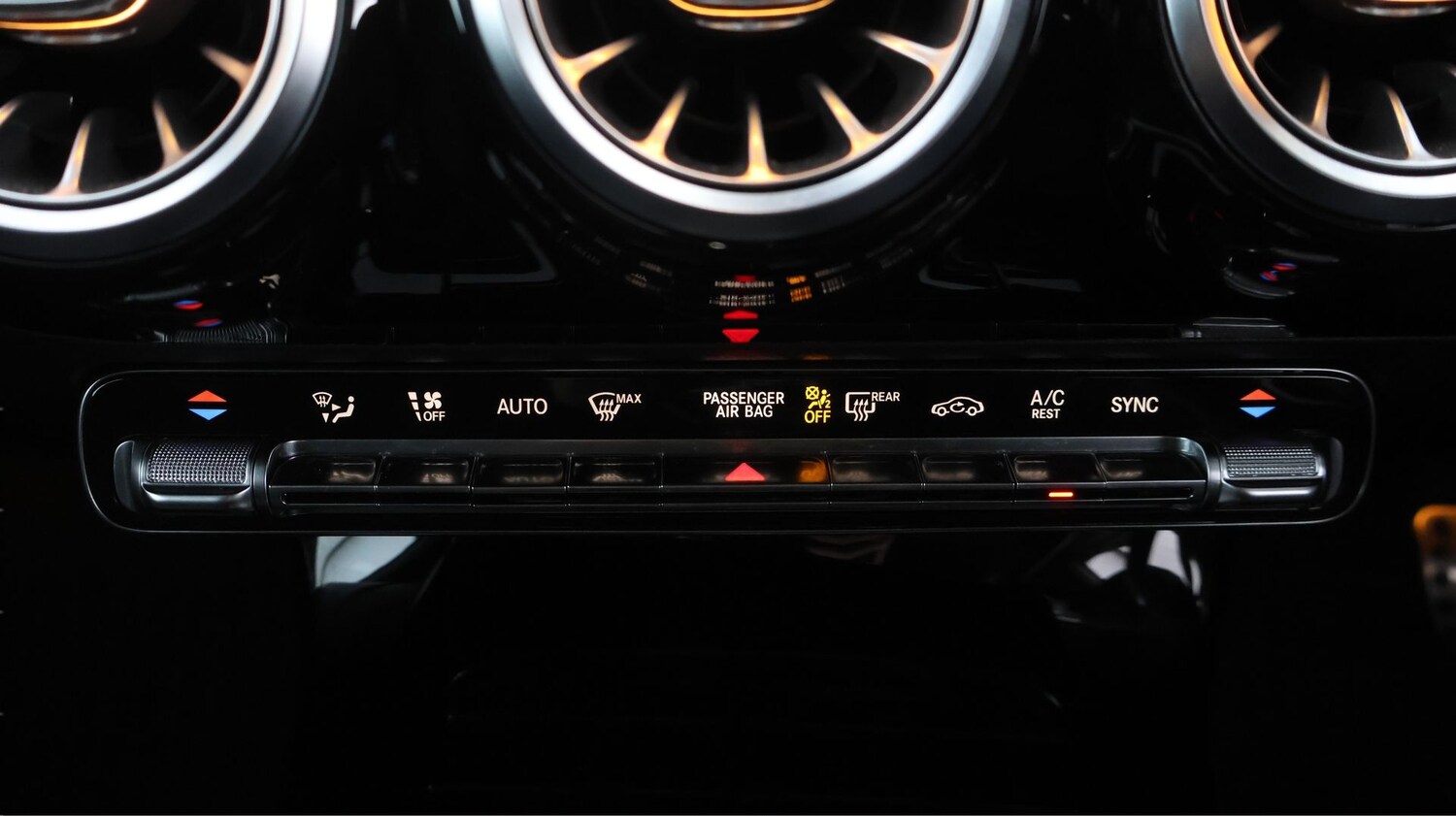 Used Mercedes-Benz A-Class 2019 for sale - 77336366: Photo 12