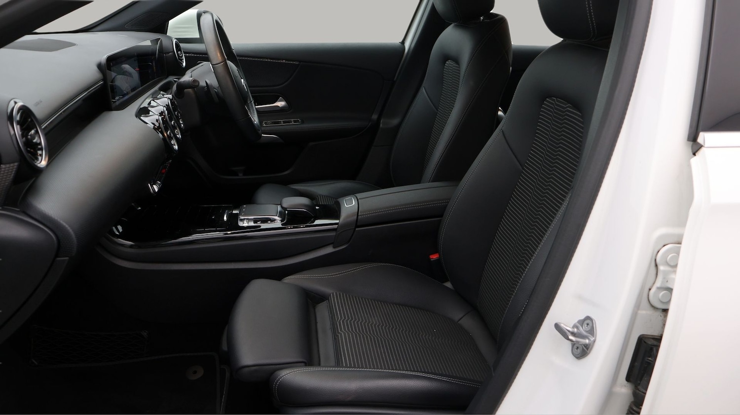 Used Mercedes-Benz A-Class 2018 for sale - 77618510: Photo 14