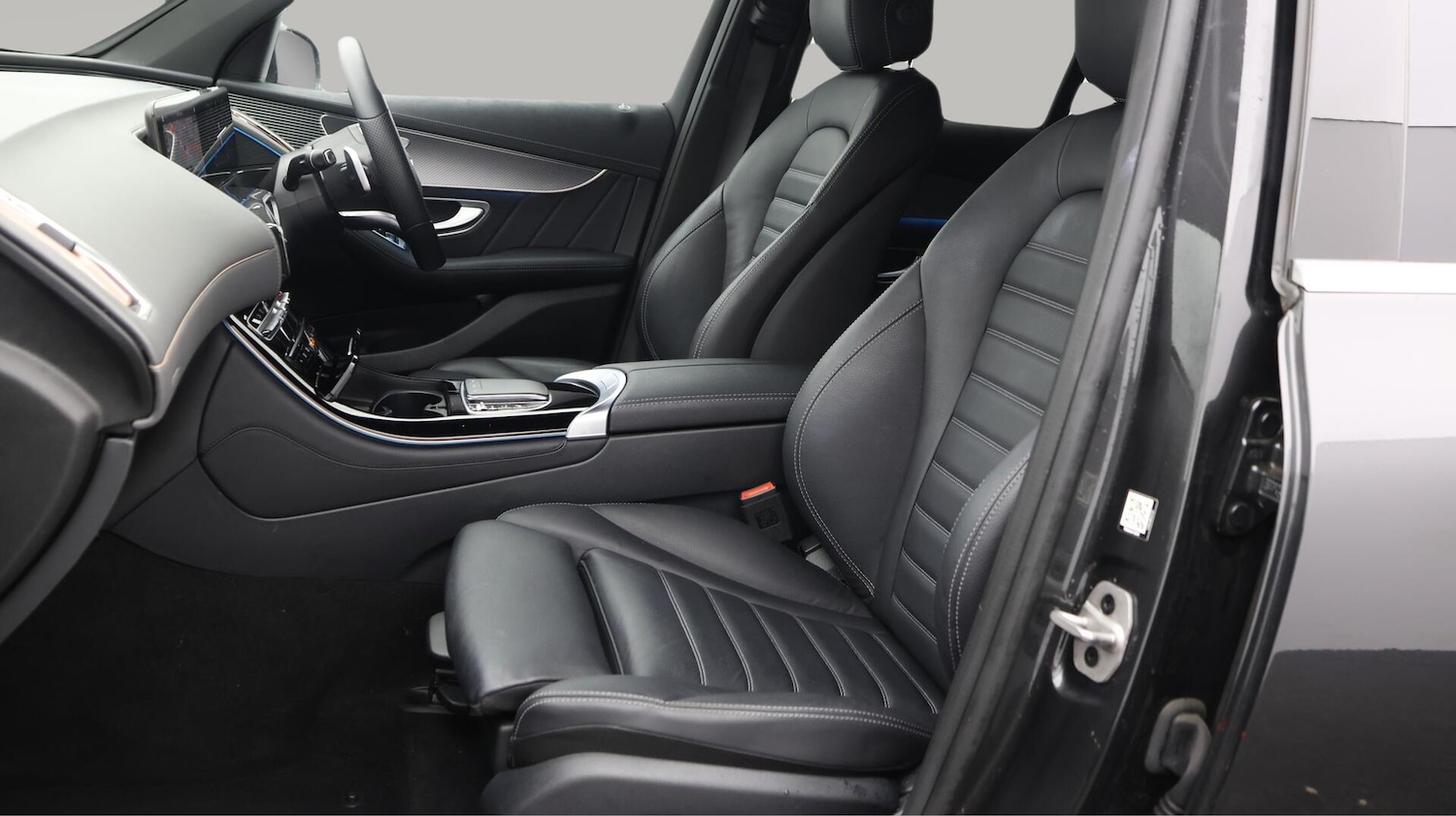 Used Mercedes-Benz EQC 2022 for sale - 76498568: Photo 15