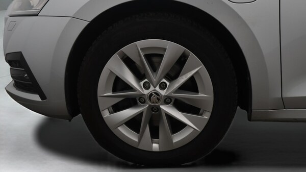 Used Skoda Octavia 2022 for sale - 76307105: Photo 19