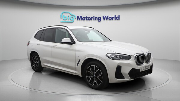 Used BMW X3 2021 for sale - 76084203: Photo 2