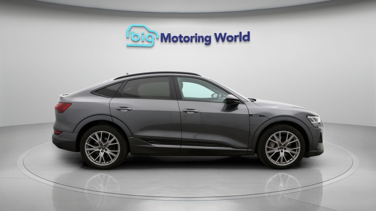 Used Audi e-tron 2022 for sale - 77460471: Photo 8