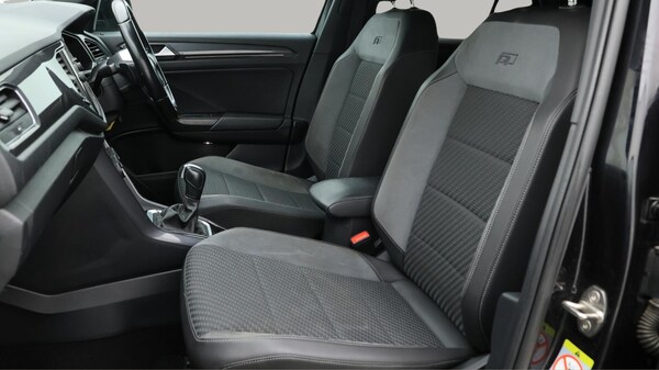 Used Volkswagen T-Roc 2021 for sale - 76200334: Photo 15